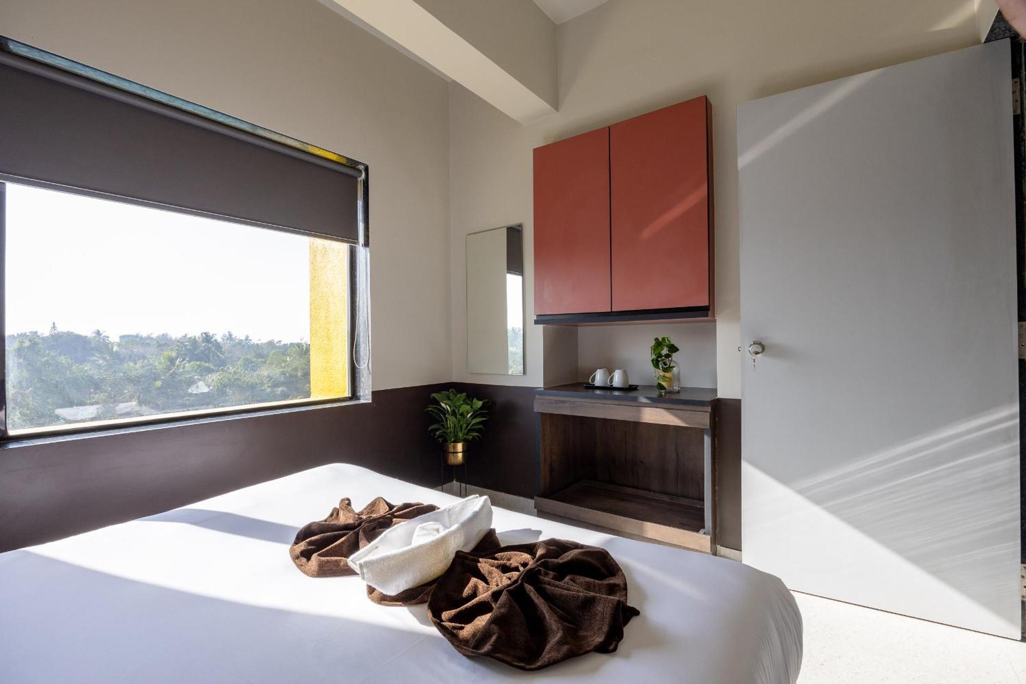 Saavi Suites Даман Экстерьер фото