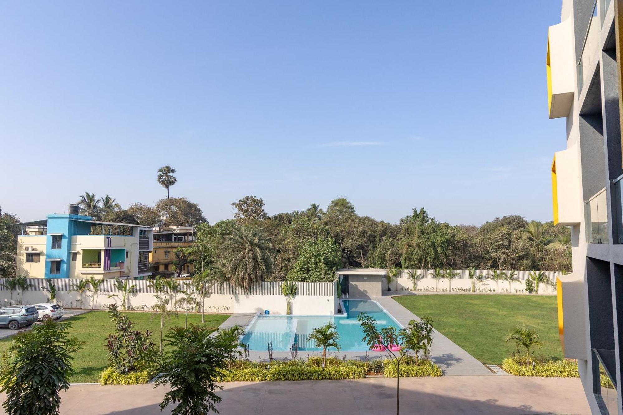 Saavi Suites Даман Экстерьер фото