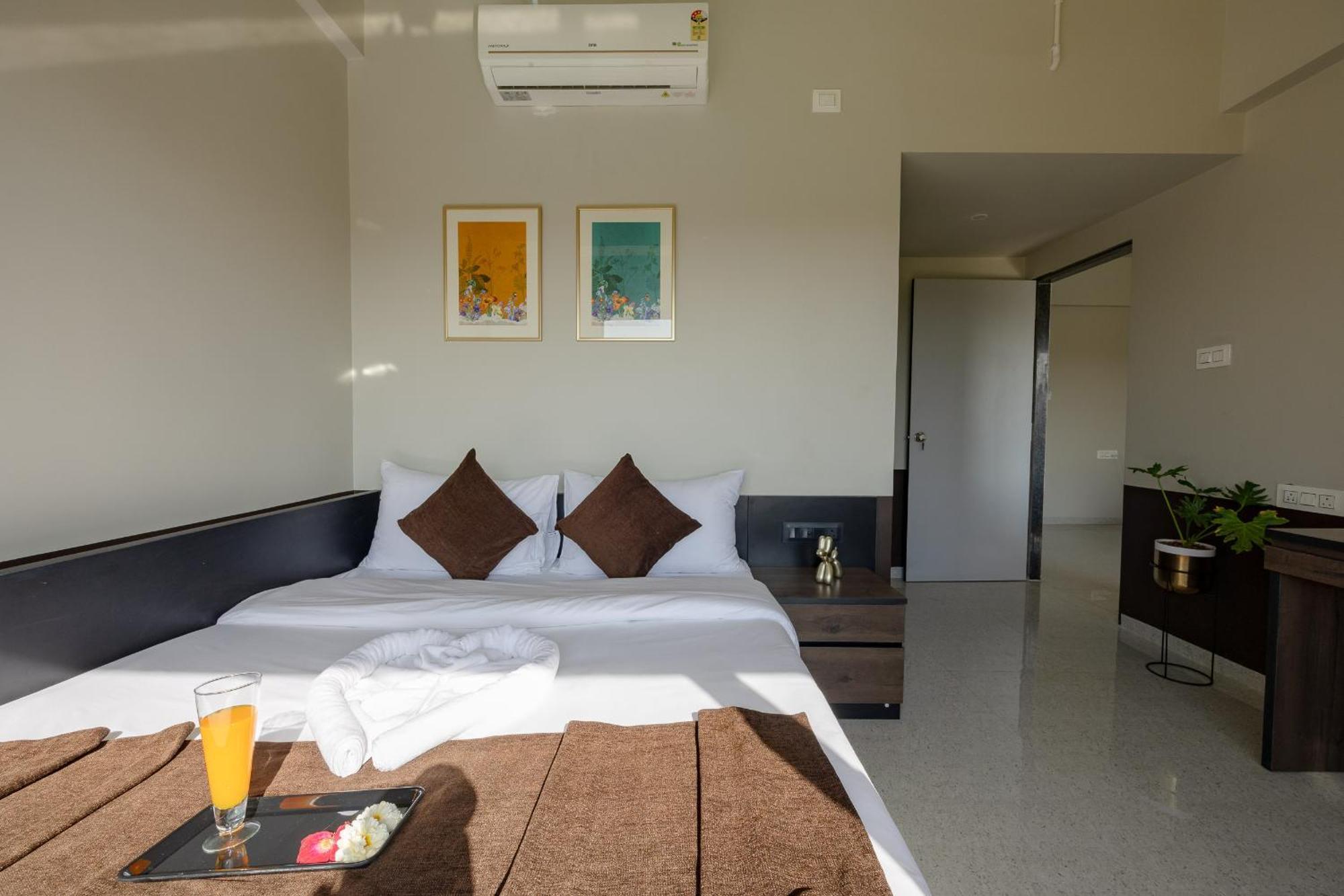 Saavi Suites Даман Экстерьер фото